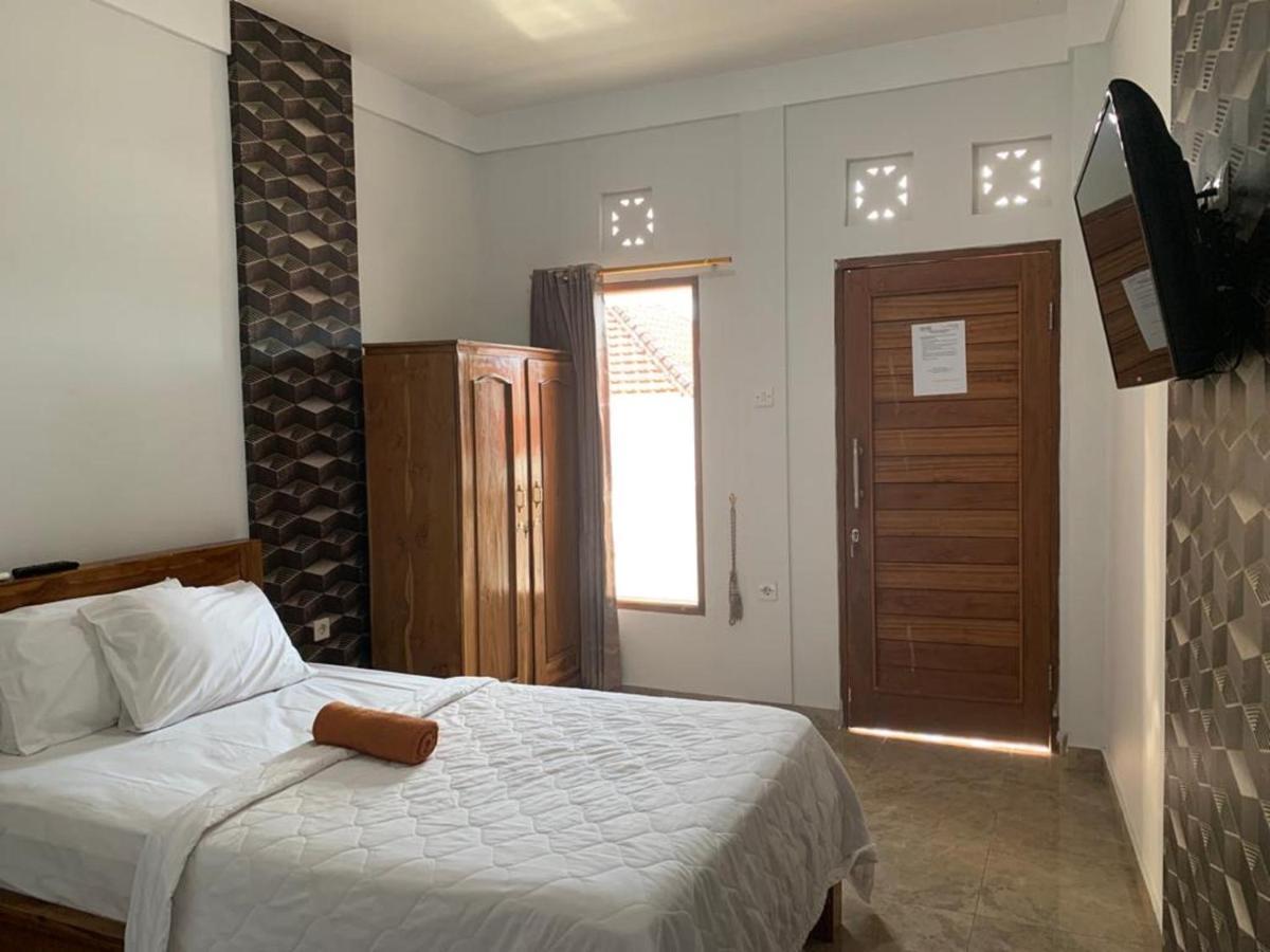 Oyo Flagship 90756 Melasti Hills Room & Cafe Ungasan Exterior foto